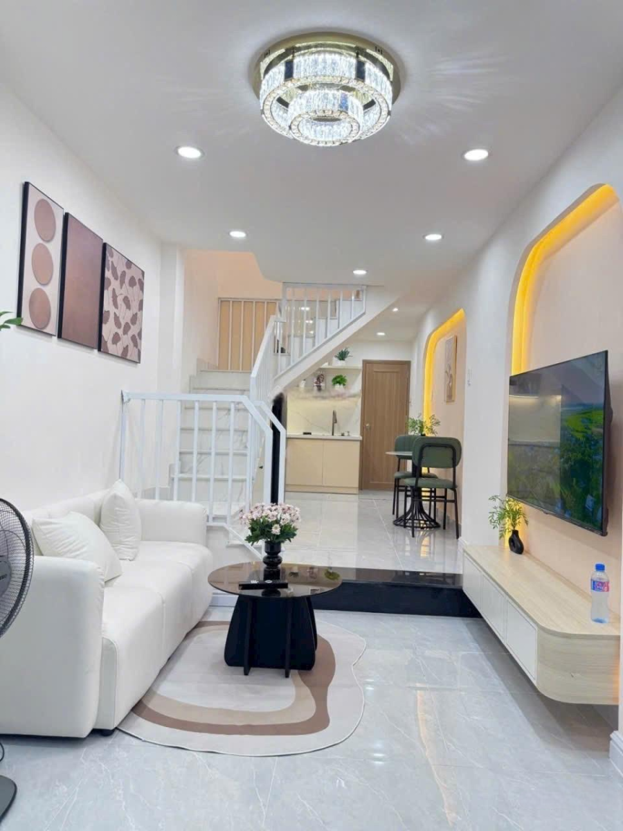 Bán nhà 2 tầng MỚI XÂY, đầy đủ nội thất - Vị trí trung tâm, gần Quang Trung, Thanh Khê - 2,85 tỷ