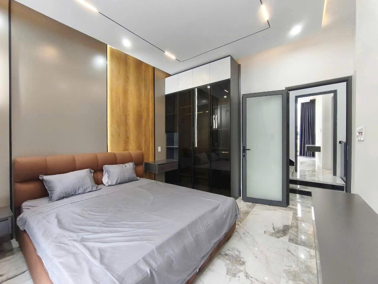 Nhà 3 tầng đường Quách Thị Trang -100m2 - 7,5 tỷ