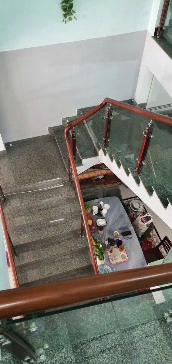 Bán nhà 2 tầng  gần biển Thanh Khê, 75m2 giá 6 tỷ