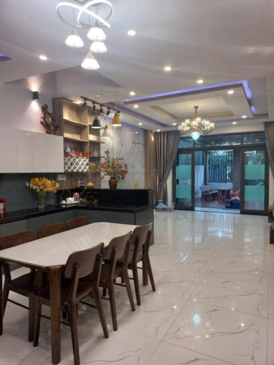 Bán nhà GẤP - Mới xây 2 năm - Nhà 3 tầng - Đường 605, Xã Hòa Tiến, Hòa Vang, Đà Nẵng