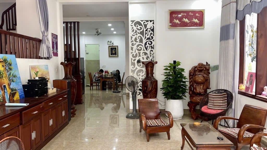 BIỆT THỰ 3 TẦNG MẶT TIỀN NGUYỄN ĐỖ MỤC – GẦN THĂNG LONG, KHUÊ TRUNG