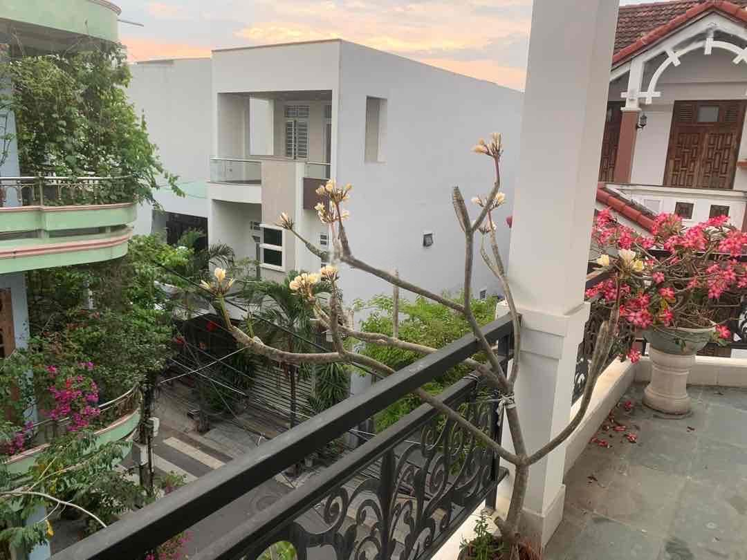Tòa căn hộ 3 tầng lô góc Mỹ Đa Đông 7 - DT 108 m²