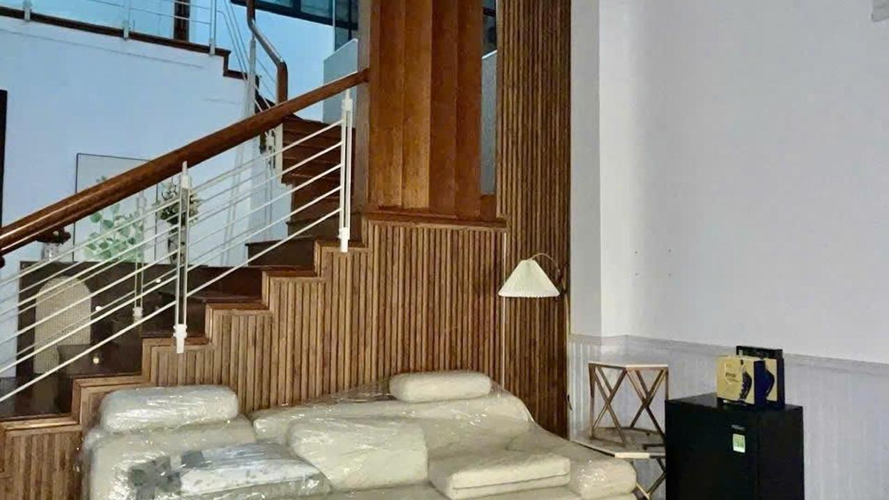 BÁN NHÀ 3 TẦNG HIỆN ĐẠI – ĐƯỜNG BÙI KỶ, KHUÊ TRUNG – GẦN ĐH NGOẠI NGỮ