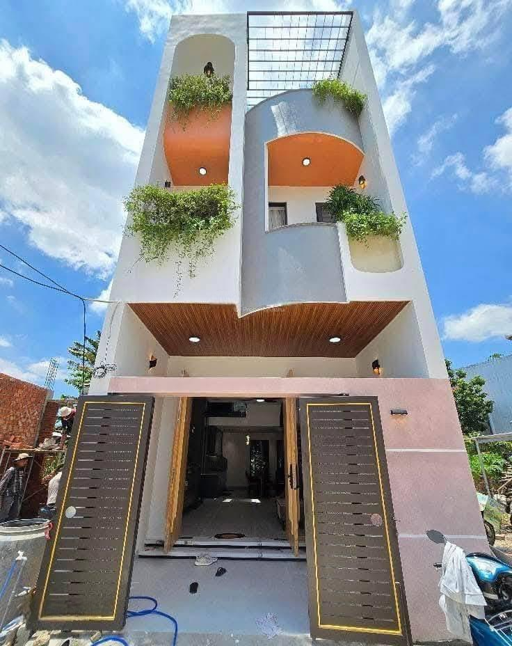 Nhà 3 tầng Tôn Đức Thắng - gần ĐH Sư Phạm và ĐH Duy Tân