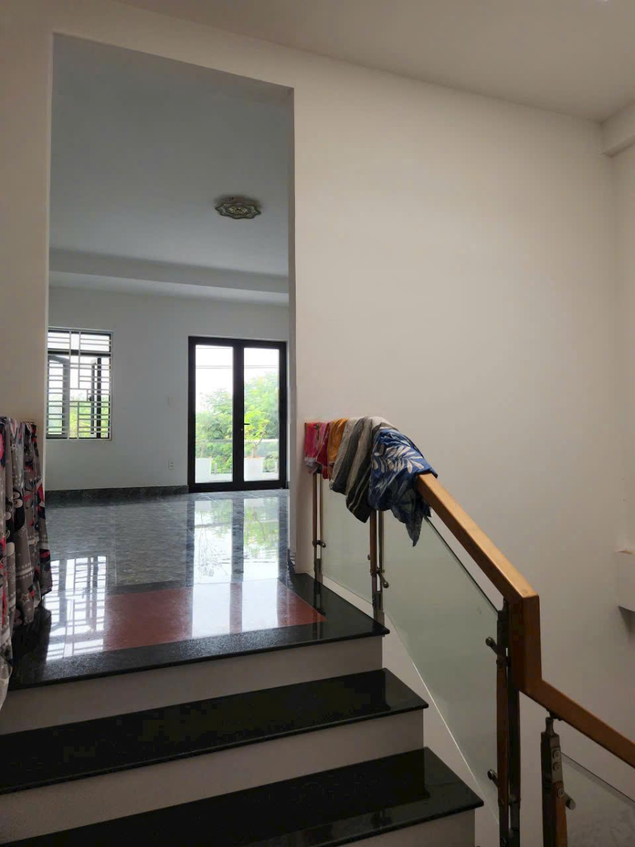Bán GẤP nhà 3 tầng chính chủ, kiệt ô tô đường Ngọc Hồi, Liên Chiểu