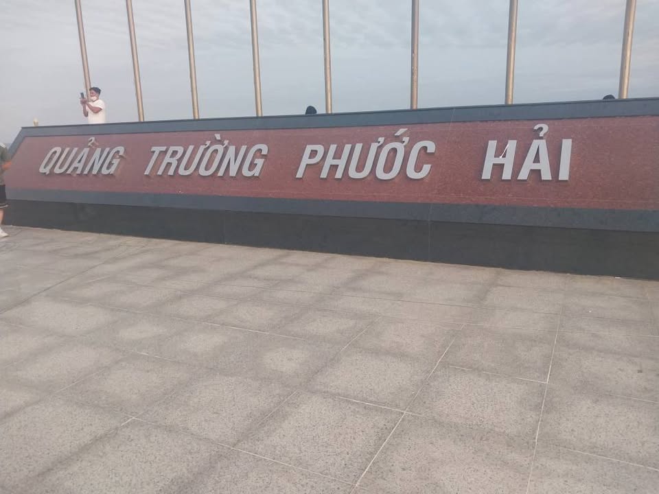 Bán gấp 2 tỷ - đất làm nhà vườn - 1288m2 - Đất Đỏ Bà Rịa Vũng Tàu