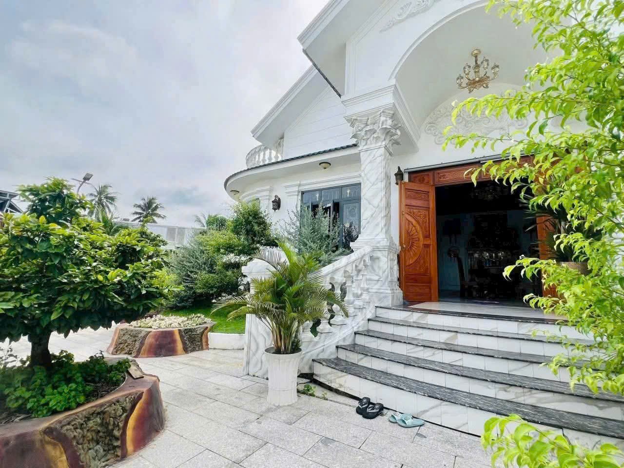 🏡 BIỆT THỰ VƯỜN MẶT TIỀN QL60 MỚI – GẦN CẦU RẠCH MIỄU | GIÁ GIẢM SỐC 22 TỶ
