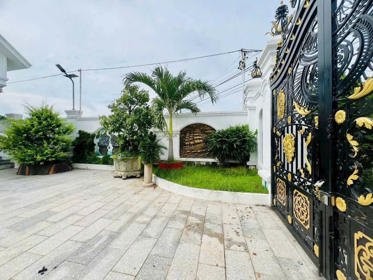 🏡 BIỆT THỰ VƯỜN MẶT TIỀN QL60 MỚI – GẦN CẦU RẠCH MIỄU | GIÁ GIẢM SỐC 22 TỶ