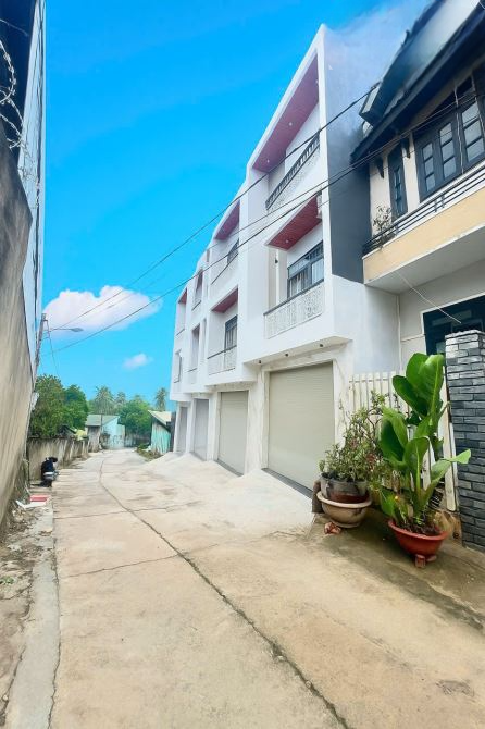 Bán nhà 3 tầng hẻm 185 Đinh Tiên Hoàng, Buôn Ma Thuột 3,68 tỷ