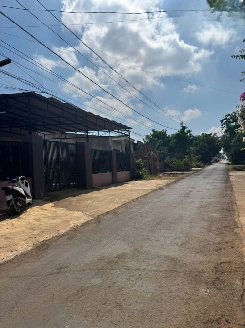 Bán lô đất 2 mặt tiền Nguyễn Thị Định, Buôn Ma Thuột 1,6 tỷ