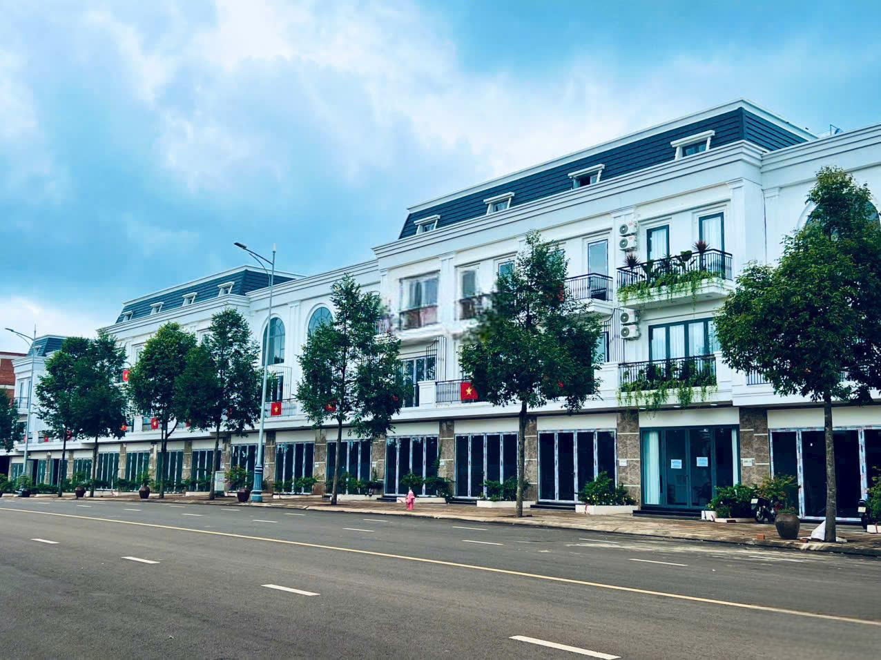 Bán nhà phố KĐT Ân Phú, Buôn Ma Thuột 6,7 tỷ