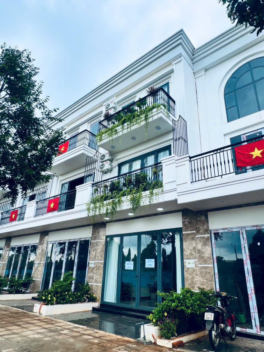 Bán nhà phố KĐT Ân Phú, Buôn Ma Thuột 6,7 tỷ