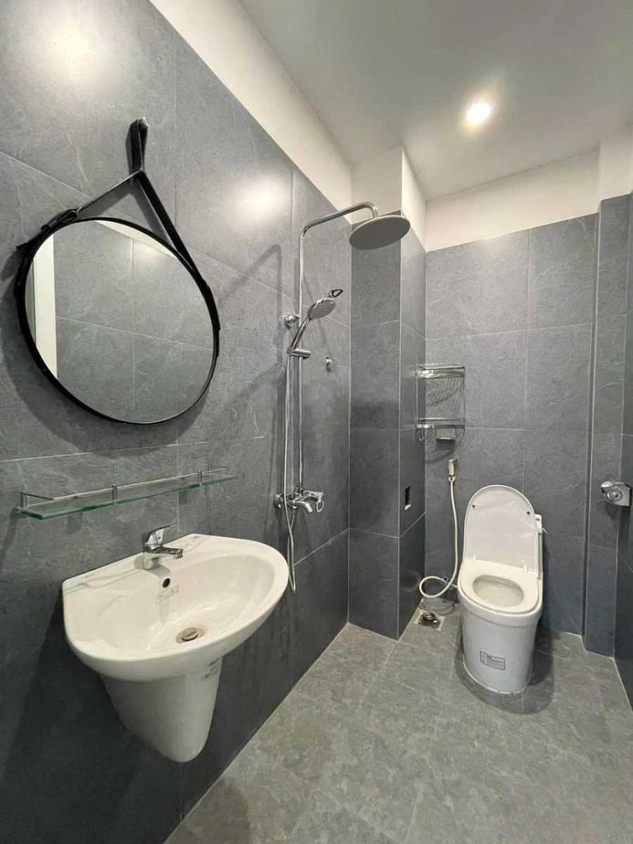 Bán nhà riêng 3 tầng phố Lý Thường Kiệt, Buôn Ma Thuột, Đắk Lắk – 5 tỷ