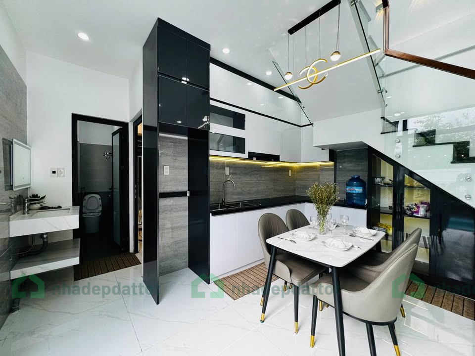 CHÍNH THỨC MỞ BÁN VILLA 3 TẦNG CÓ HỒ BƠI – HAI MẶT TIỀN – KHU VỰC KIM LONG – TP. HUẾ