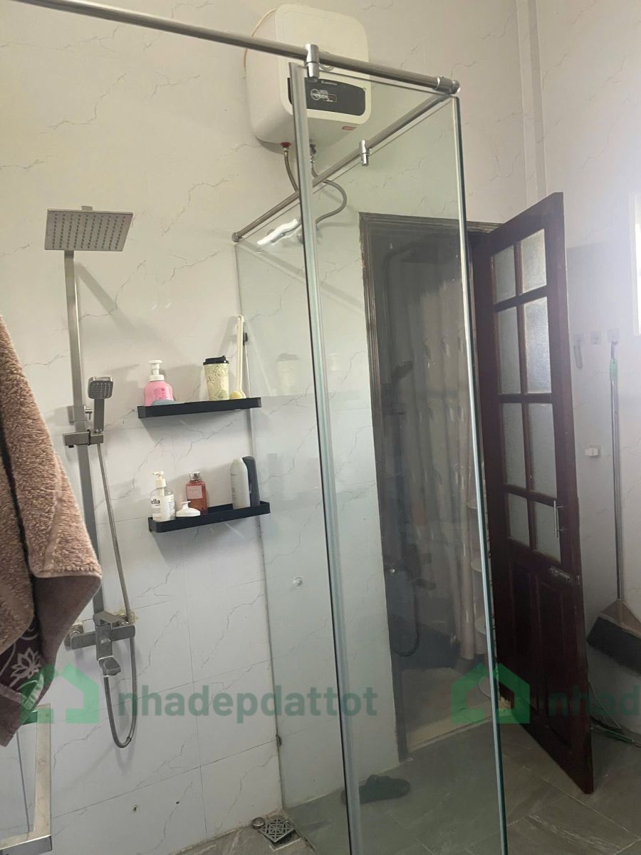 CHO THUÊ NHÀ 3 TẦNG MẶT TIỀN NGUYỄN LỘ TRẠCH – TRUNG TÂM TP. HUẾ - 10TR/THÁNG