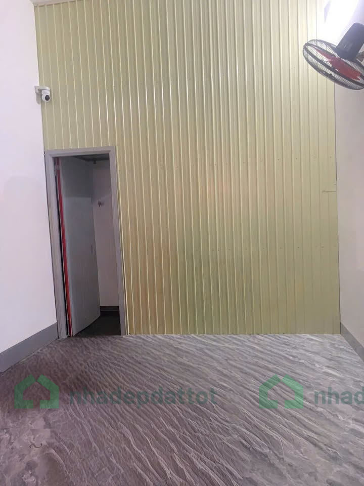 CHO THUÊ MẶT BẰNG MẶT TIỀN PHẠM VĂN ĐỒNG – KHU VỰC SẦM UẤT, GIÁ CHỈ 5 TRIỆU/THÁNG