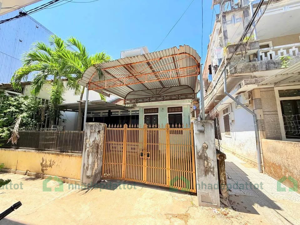 BÁN NHÀ CẤP 4 KIỆT Ô TÔ – PHAN CHU TRINH, P. AN CỰU, TP. HUẾ