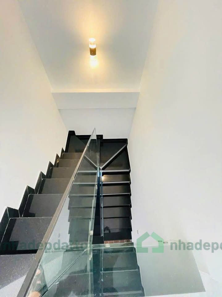 NHÀ 3 TẦNG MỚI – KIỆT Ô TÔ TRÁNH NHAU – BÙI THỊ XUÂN, TP. HUẾ - CHỈ 3 TỶ