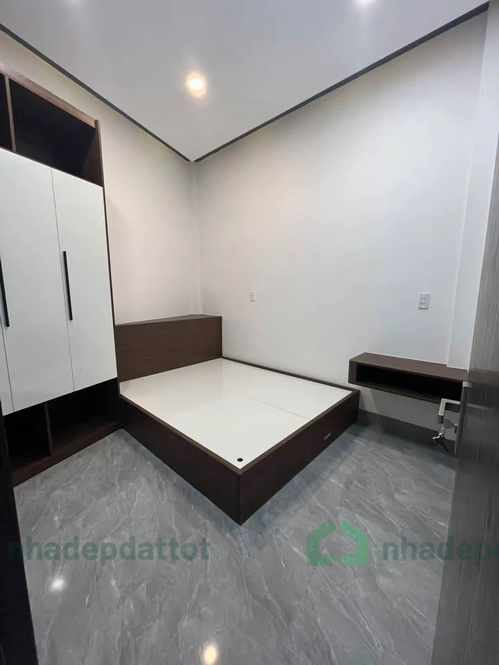 NHÀ 3 TẦNG ĐẸP – TRUNG TÂM ĐƯỜNG TRẦN PHÚ – TP. HUẾ