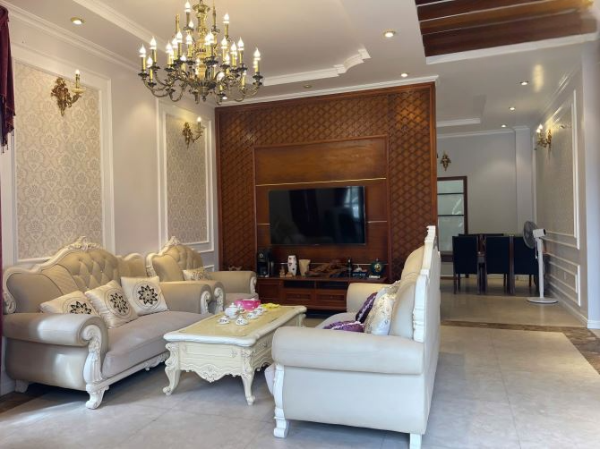 Bán Biệt Thự Phú Mỹ An Hoàn Thiện Nội Thất Gỗ Xịn – Mặt Đường 26m, Giá 13 Tỷ
