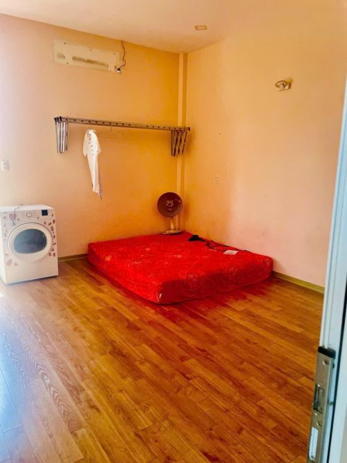 Bán nhà 3 tầng Lý Nam Đế, Phường An Hoà, TP Huế
