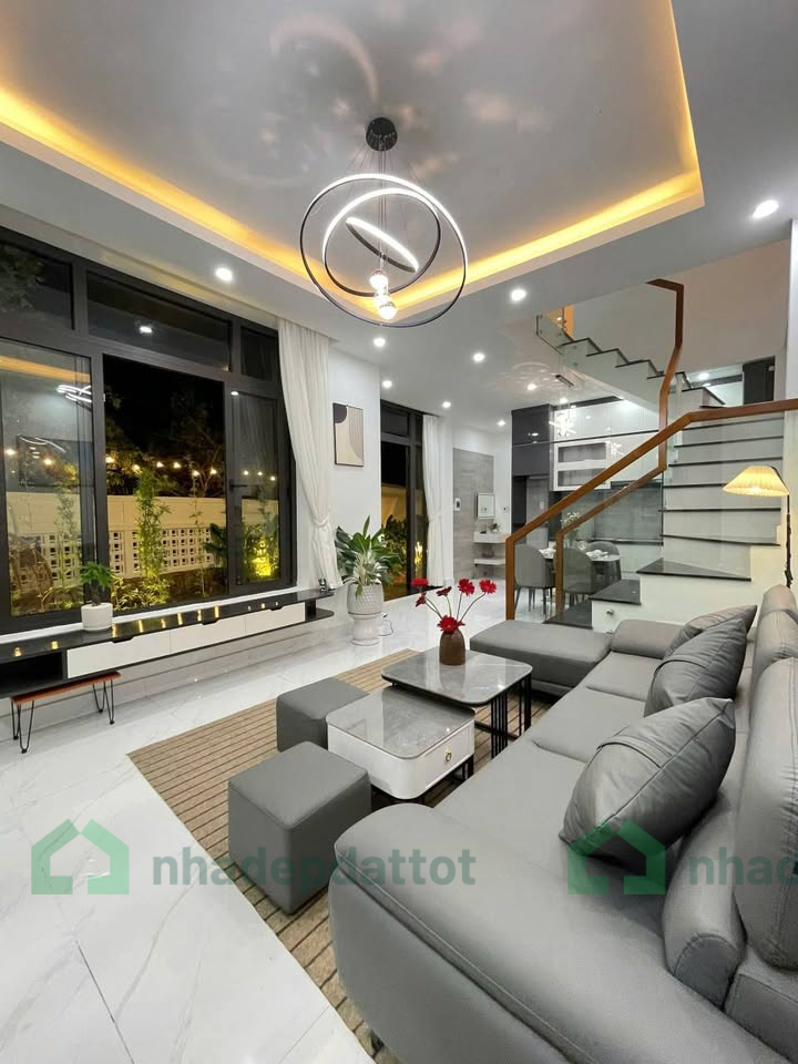 3 TỶ 9XX TRIỆU -  NHÀ 3 TẦNG 2 MẶT KIỆT – CÓ HỒ BƠI, THIẾT KẾ HIỆN ĐẠI – KIỆT Ô TÔ LÝ NAM ĐẾ, KIM LONG, HUẾ