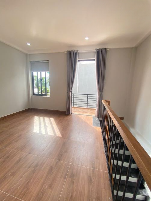 BÁN NHÀ MỚI XÂY KIỆT HÙNG VƯƠNG TRUNG TÂM THÀNH PHỐ CHỈ HƠN 3 TỶ