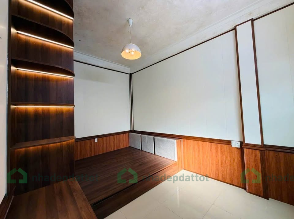 BÁN NHÀ 3 TẦNG MẶT TIỀN KIỆT CHÍNH PHẠM NGŨ LÃO – PHỐ TÂY HUẾ