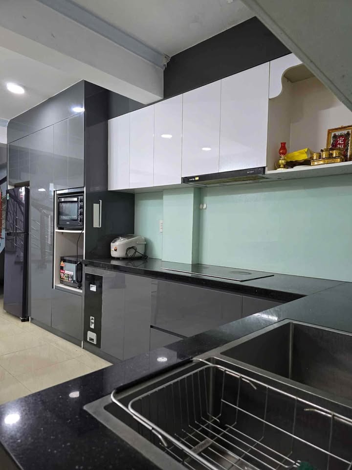 Cơ hội hiếm: Nhà 5 tầng 106,5m² kiệt Bà Triệu – Thuận Hóa, giá tốt 7,3 tỷ