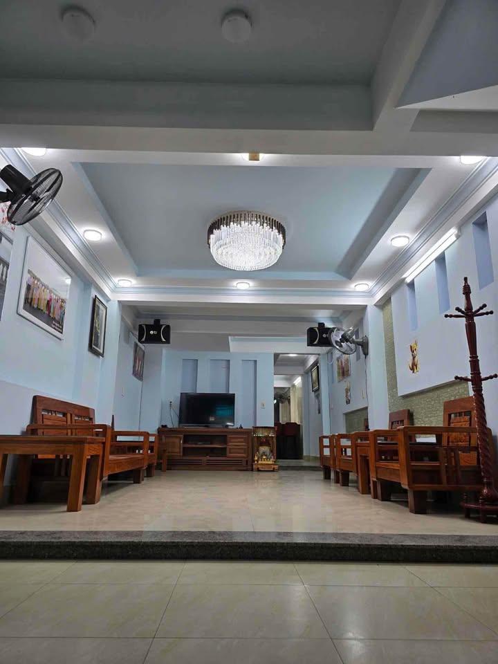 Cơ hội hiếm: Nhà 5 tầng 106,5m² kiệt Bà Triệu – Thuận Hóa, giá tốt 7,3 tỷ