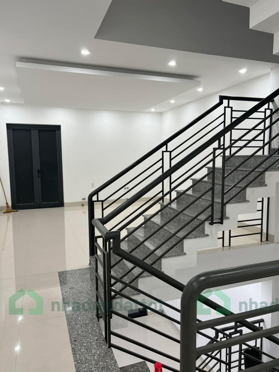 CHO THUÊ NHÀ NGUYÊN CĂN 4 TẦNG – GREEN CITY, MẶT TIỀN TỈNH LỘ 10, TP HUẾ