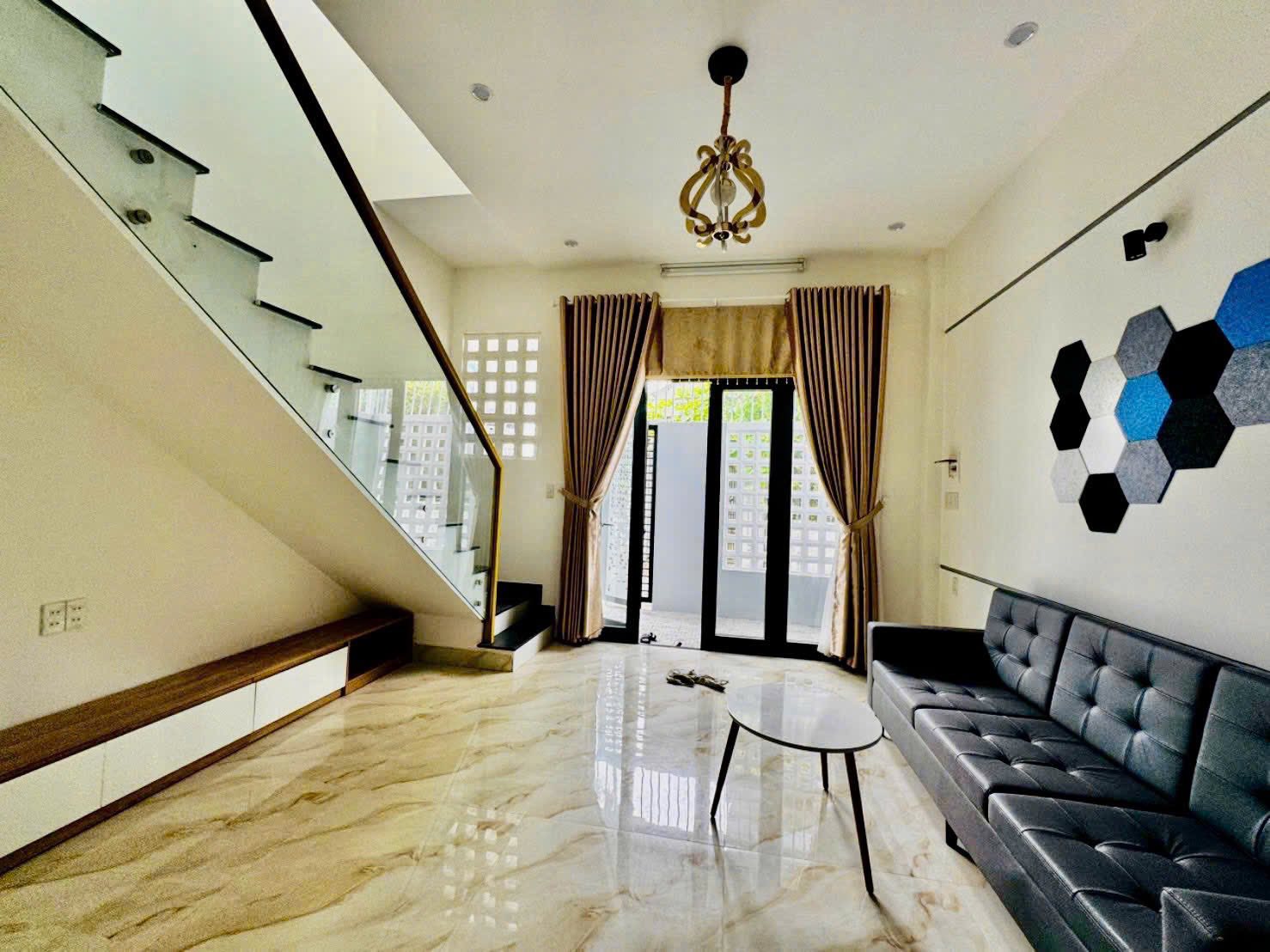🏡 BÁN NHÀ 2 TẦNG NGUYỄN KHOA CHIÊM – TRUNG TÂM TP HUẾ