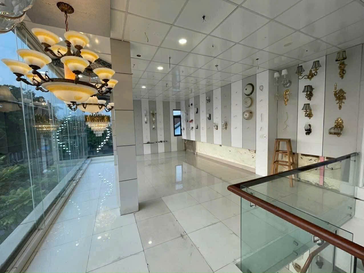🏢 CHO THUÊ NHÀ MẶT TIỀN ĐẸP – TRUNG TÂM TP. HUẾ