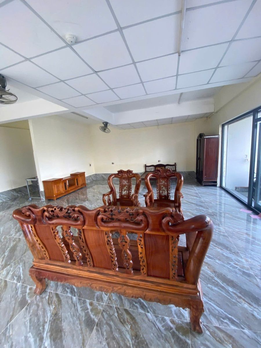 CHO THUÊ NHÀ MẶT TIỀN TẦNG 1 CHUNG CƯ XUÂN PHÚ, THÀNH PHỐ HUẾ