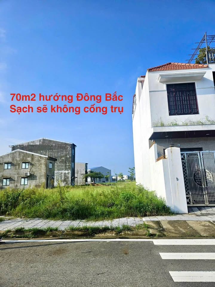 Bán lô đất mặt tiền kinh doanh – góc ngã tư Ba Đình – Đinh Gia Quế, TP Huế - 1,63 tỷ - 70m2