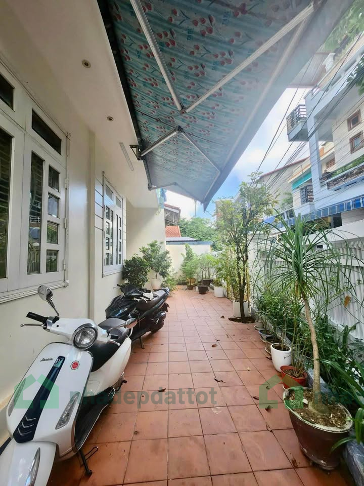 BÁN ĐẤU GIÁ NHÀ 3 TẦNG SIÊU VIP – KIỆT 244 PHAN CHU TRINH – TRUNG TÂM TP. HUẾ - 6 TỶ 4
