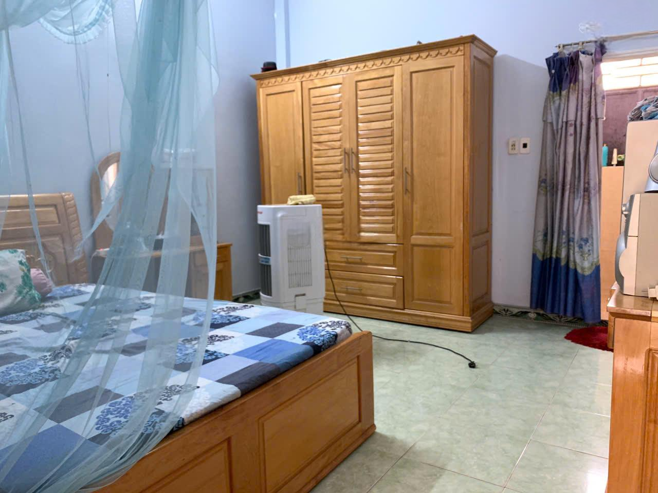 Bán nhà mặt phố đường Phan Chu Trinh, Kon Tum 3,3 tỷ