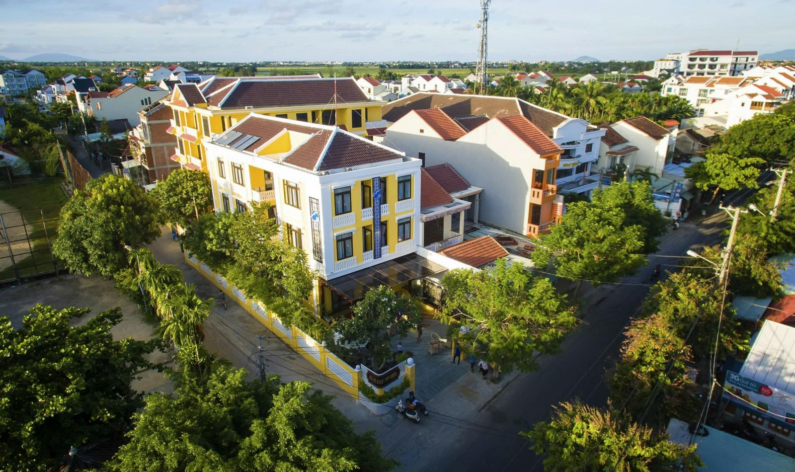 BÁN KHÁCH SẠN 41 PHÒNG CỬA ĐẠI – HỘI AN - GẦN PHỐ CỔ - ĐANG KINH DOANH