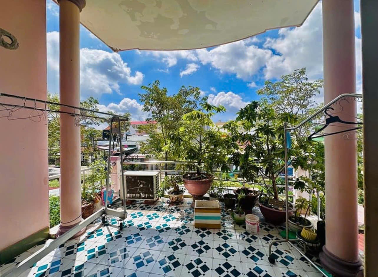 BÁN ĐẤT THỔ CƯ 100% TẠI MỸ THO - TỈNH TIỀN GIANG . SỔ ĐỎ CHÍNH CHỦ. Giá 3 tỷ 1 CÓ THƯƠNG LƯỢNG
