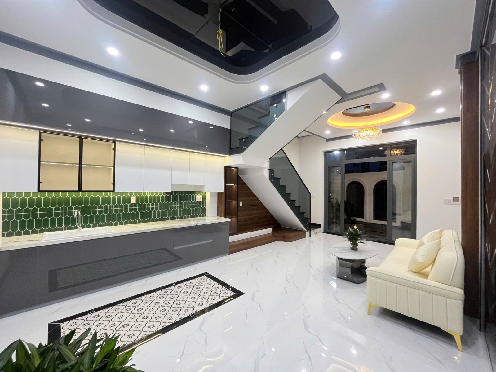🔥 CẦN BÁN CĂN BIỆT THỰ MÁI THÁI GÓC 3 MẶT TIỀN NGAY TẠI TRUNG TÂM F4 - VĨNH LONG 🔥