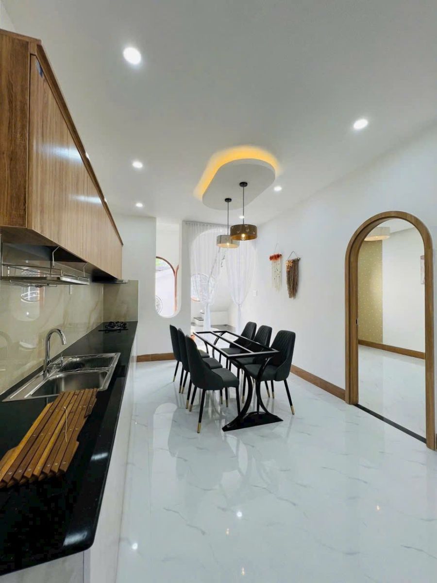 🏠 BÁN NHÀ MỚI ĐẸP KHU PHỐ LONG HỒ – VĨNH LONG | 94m² | ĐƯỜNG Ô TÔ | GIÁ 2,29 TỶ