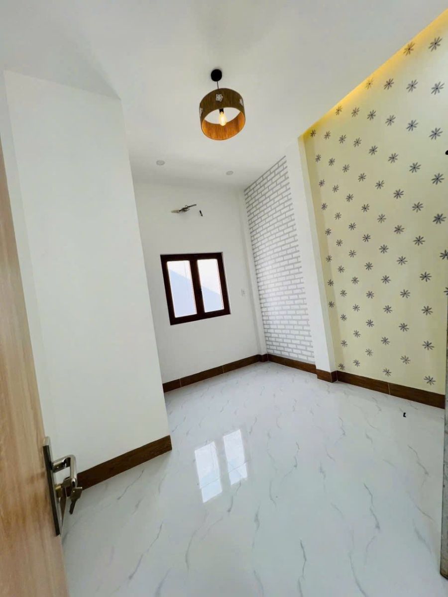 🏠 BÁN NHÀ MỚI ĐẸP KHU PHỐ LONG HỒ – VĨNH LONG | 94m² | ĐƯỜNG Ô TÔ | GIÁ 2,29 TỶ
