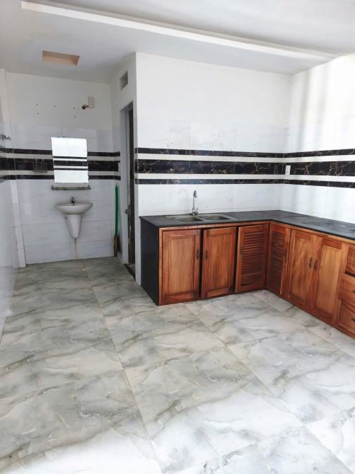 Bán nhà 3 mê rưỡi mặt tiền Nguyễn Thị Yến 55m² giá 3,9 tỷ
