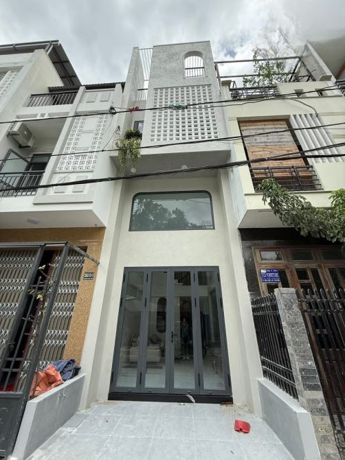 Bán nhà 3,5 mê nội bộ 7m đường Hoàng Văn Thụ – nhà mới 100% - giá 3,95