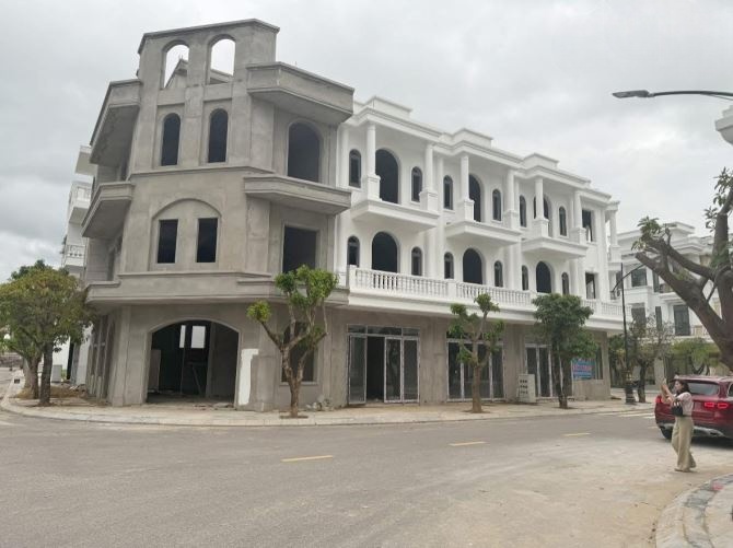 Bán nhà 3 tầng xây thô tại khu đô thị Riverside Chợ Góc Nhơn Bình Quy Nhơn 3,47 tỷ