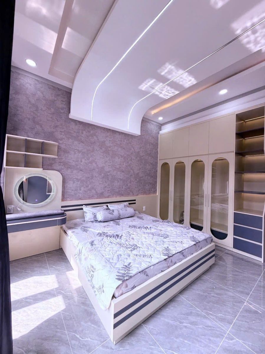 🏡 BÁN NHÀ 1 TRỆT 2 LẦU – GẦN TTYT DĨ AN – GIÁ TỐT 5,5 TỶ