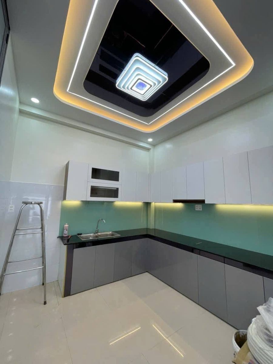 🏠 CHỦ GỬI BÁN NHÀ 1 TRỆT 2 LẦU HƯỚNG ĐÔNG NAM, GIÁP QL1K – ĐÔNG HÒA
