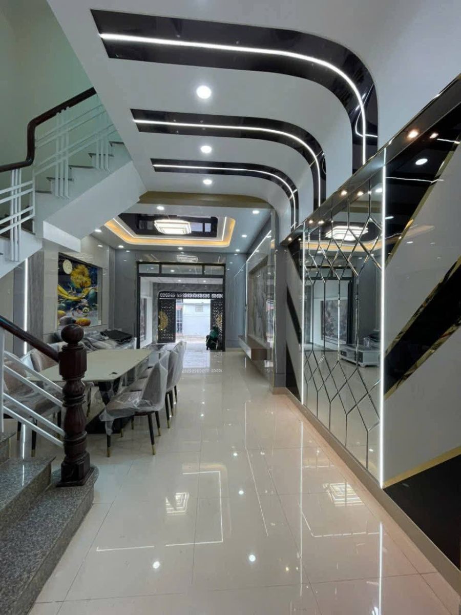 🏠 CHỦ GỬI BÁN NHÀ 1 TRỆT 2 LẦU HƯỚNG ĐÔNG NAM, GIÁP QL1K – ĐÔNG HÒA