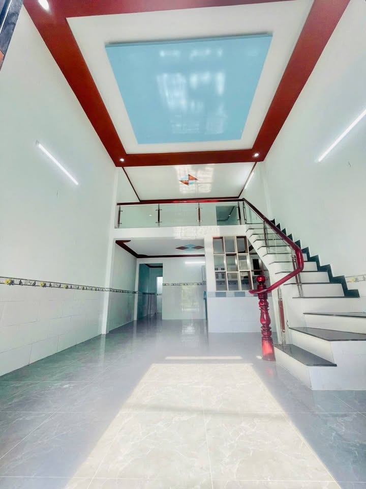 Bán nhà 2PN, sổ hồng riêng – mặt tiền đường nhựa Tân Phước Khánh 52 – 80,5m² – 2,45 tỷ