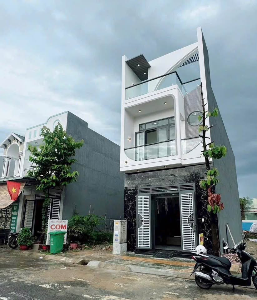 Bán nhà 72m2  Tân Hiệp 3pn 3wc giá 1 tỷ 650